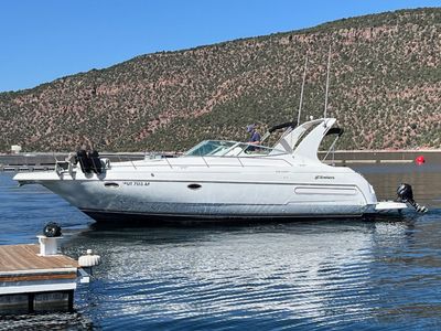 1996 35' Cruisers Yachts 3570 Esprit Yacht