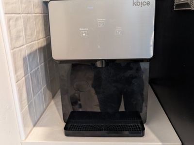 Kbi Ice Countertop Nugget Ice Maker with Dispenser - Compact and Efficient