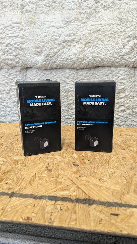 Dometic LED Powerchannel Spotlight