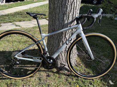 XS Liv Avail Road Bike