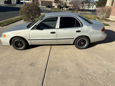 2001 TOYOTA COROLLA CE