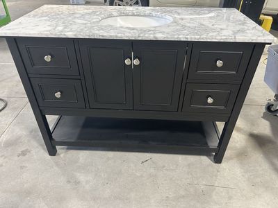 Bathroom vanity