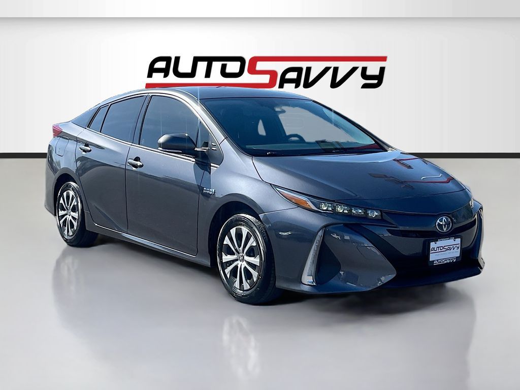 2020 Toyota Prius XLE