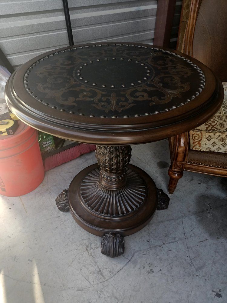 wood table