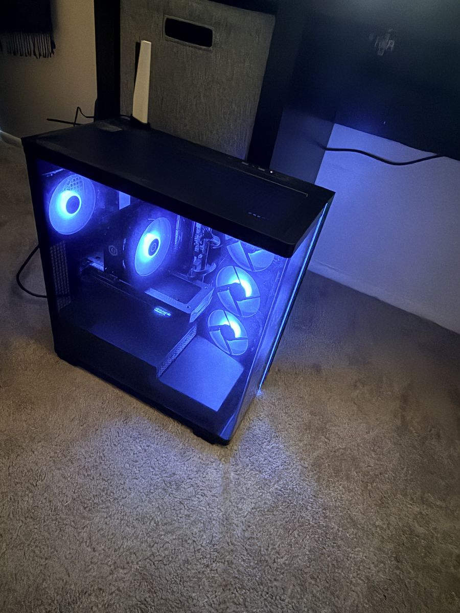 Like New CyberPowerPC Gaming Desktop With Matching Keyboard & Mouse | i5-14400F | RTX 5060 8GB | 16GB DDR5 | 1TB SSD