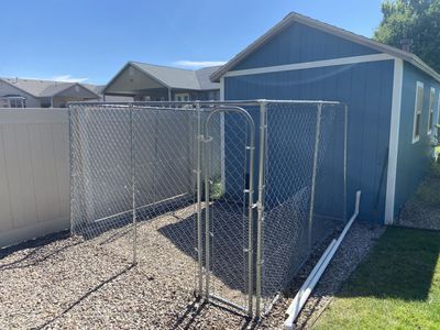 Large Chain Link Dog Kennel / Pet Enclosure - Secure Outdoor Run