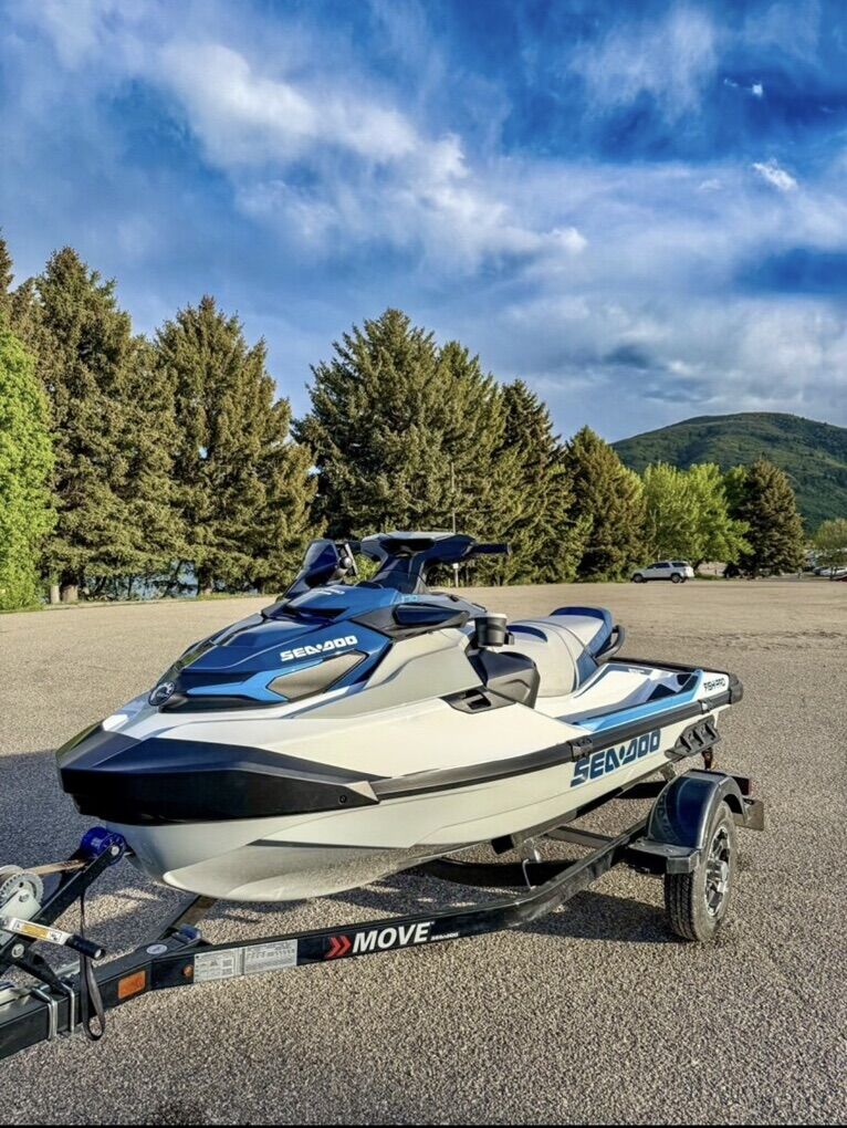 2023 Seadoo Fish Pro Sport 170 & Trailer