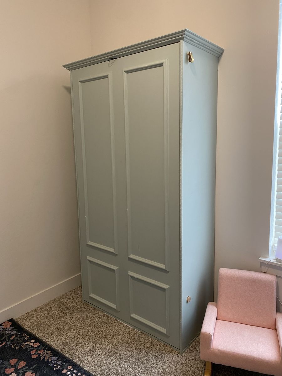 Twin Murphy Bed Wardrobe-Style – Space-Saving Guest Bed (Mattress Not Included)