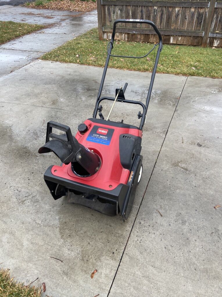 Toro CCR3650 Snowblower