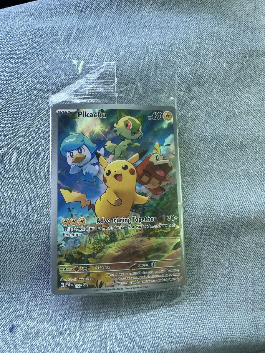 Pokémon TCG SVIP 027 Pikachu Adventuring Together Trading Card