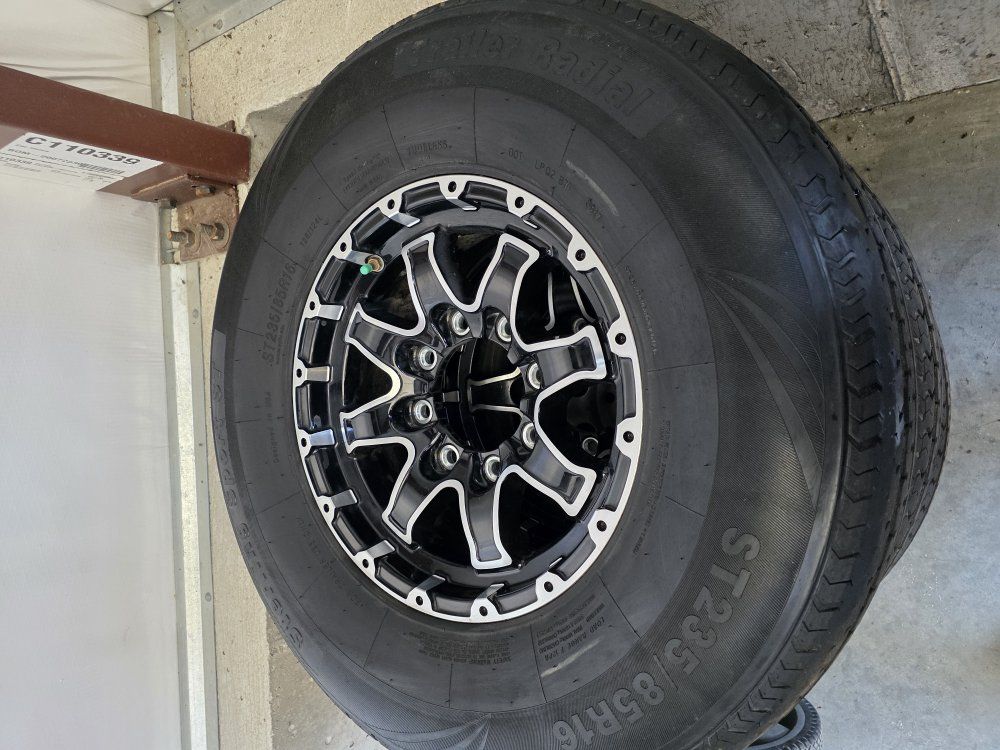 8 lug trailer wheel and tires