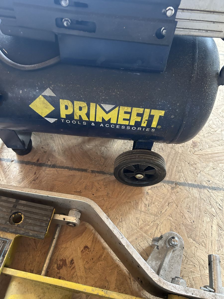 PRIMEFIT Portable Air Compressor