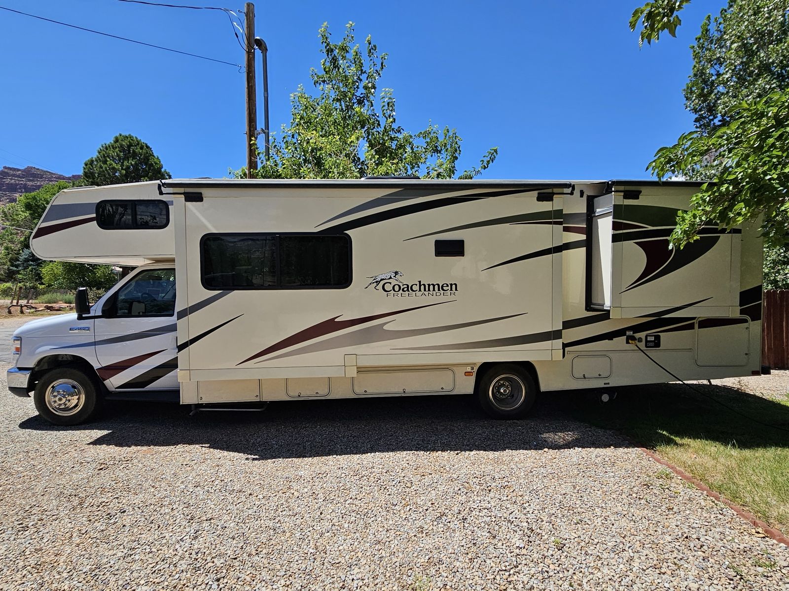 2018 Ford E-Series E-450 SD