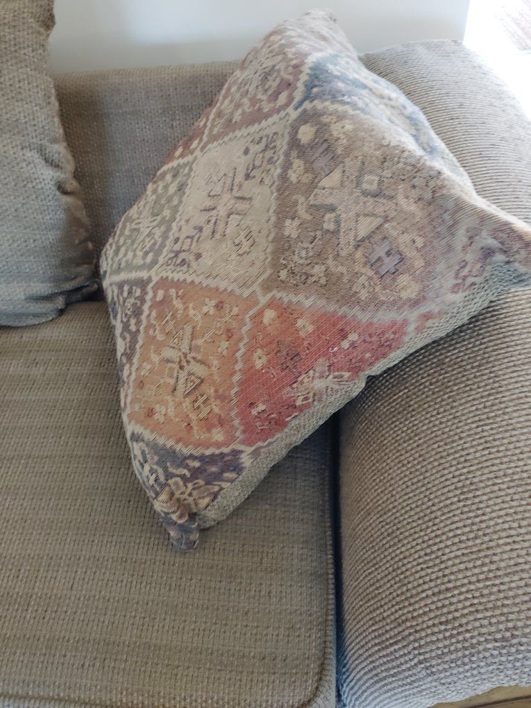 Main image 9