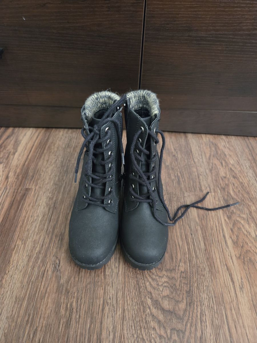 Womens Combat Boots