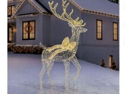 Member's Mark 7' Pre-Lit Twinkling Buck - $80