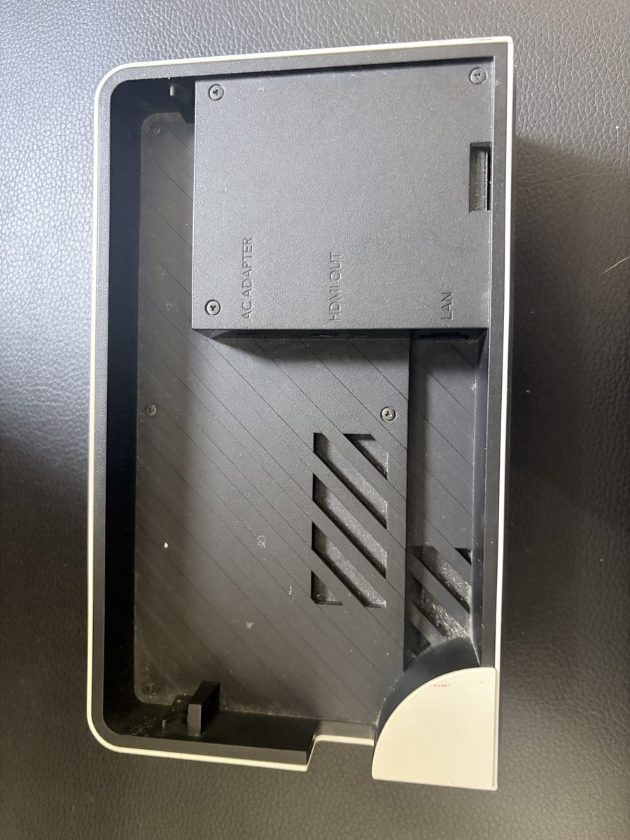 Main image 4