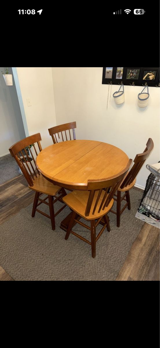 Dining table 