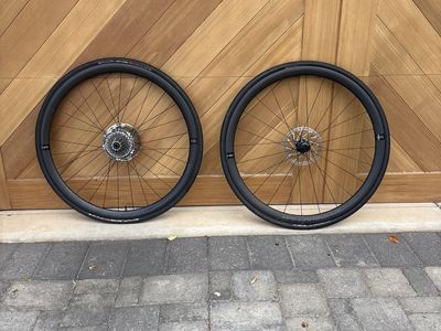 Hollowgram road wheels