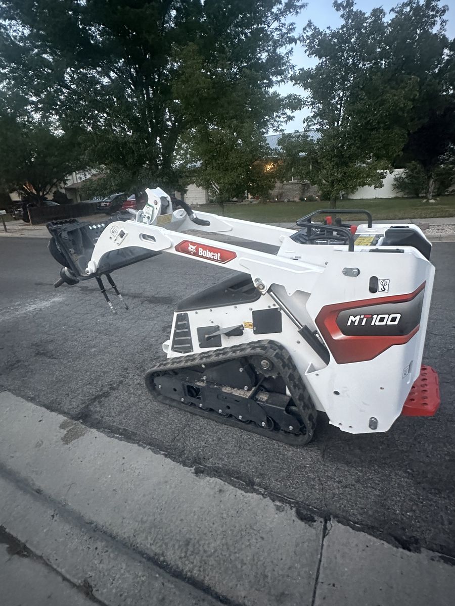 Bobcat MT100 Mini Track Loader