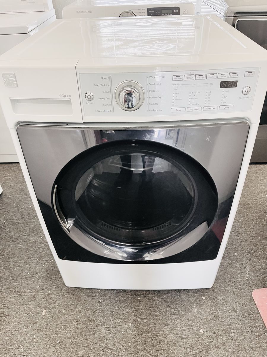 Kenmore electric dryer with steam refresh option