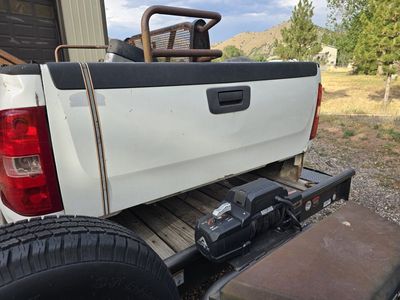 2011 Chevy 2500 tailgate