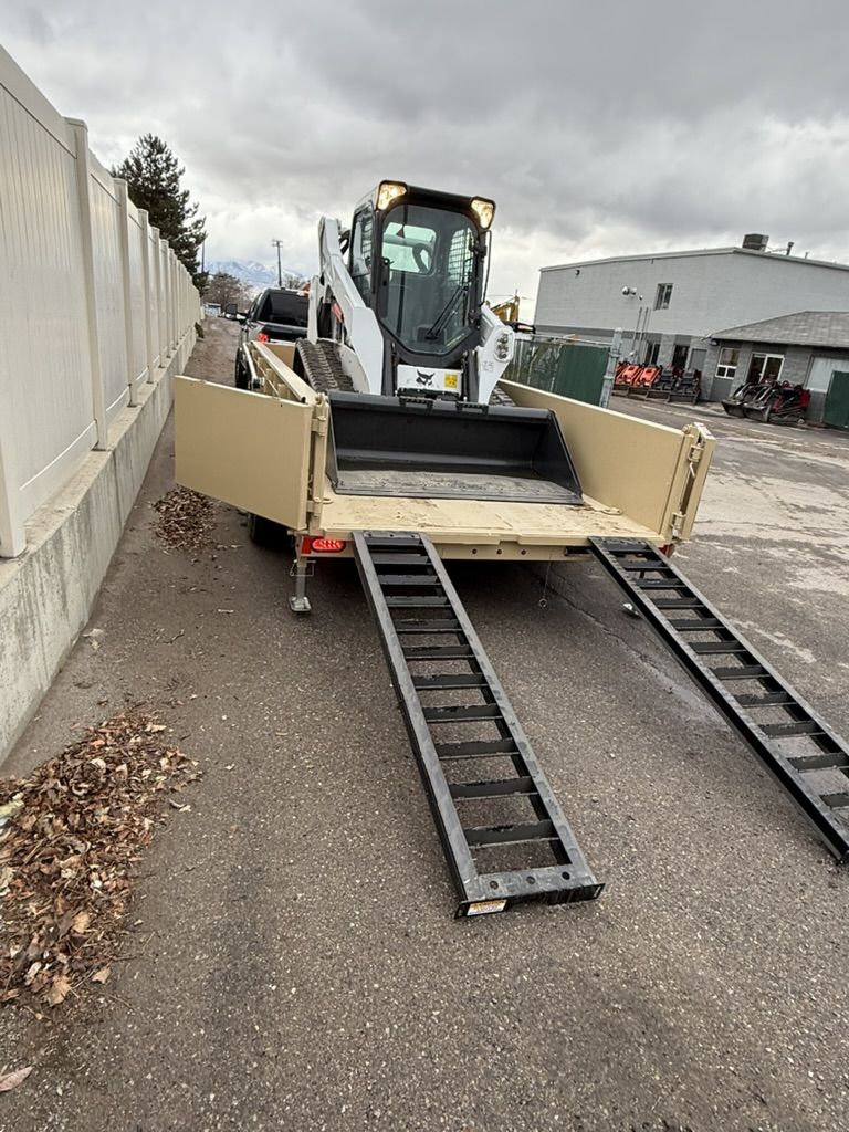 Bobcat CTL Track Loader and Dump Trailer Combo. 7 by 14 Dump