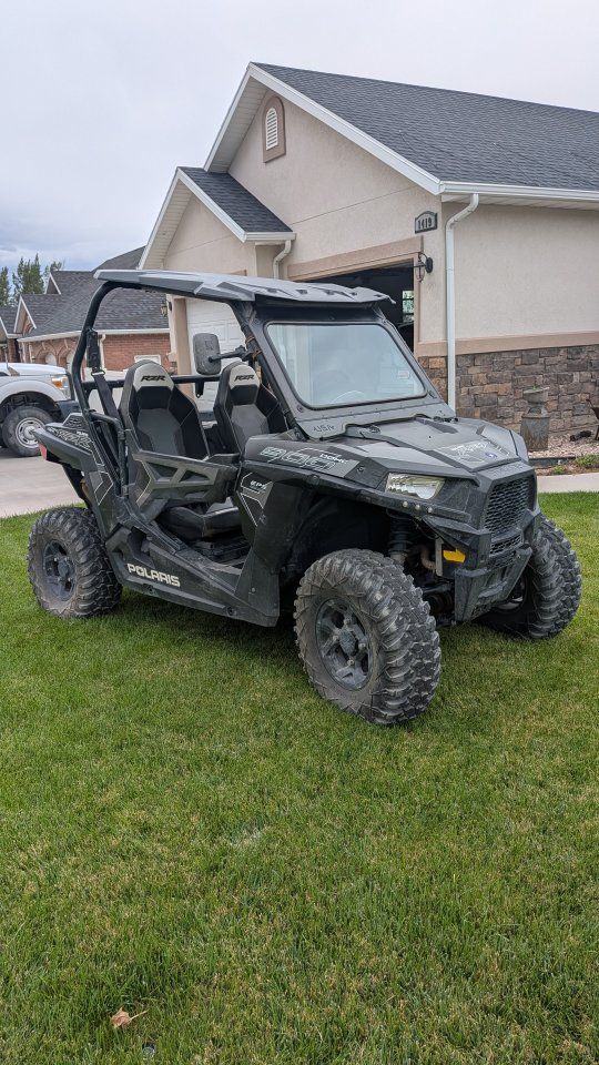 2016 rzr 900