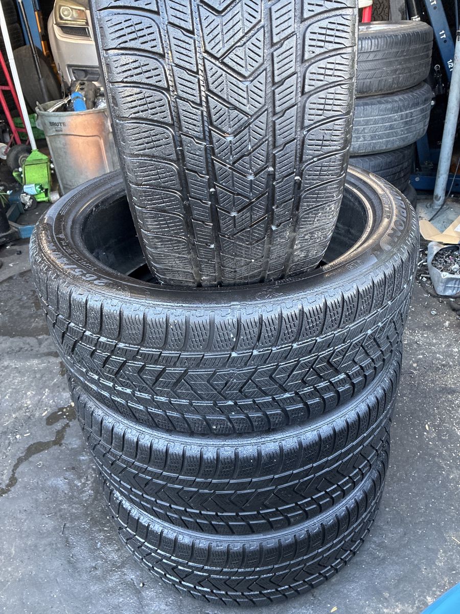 FULL SET PIRELLI P265-40-22 SCORPION  85% TREAD GOOD CONDITION FREE INSTALL VALANCE 