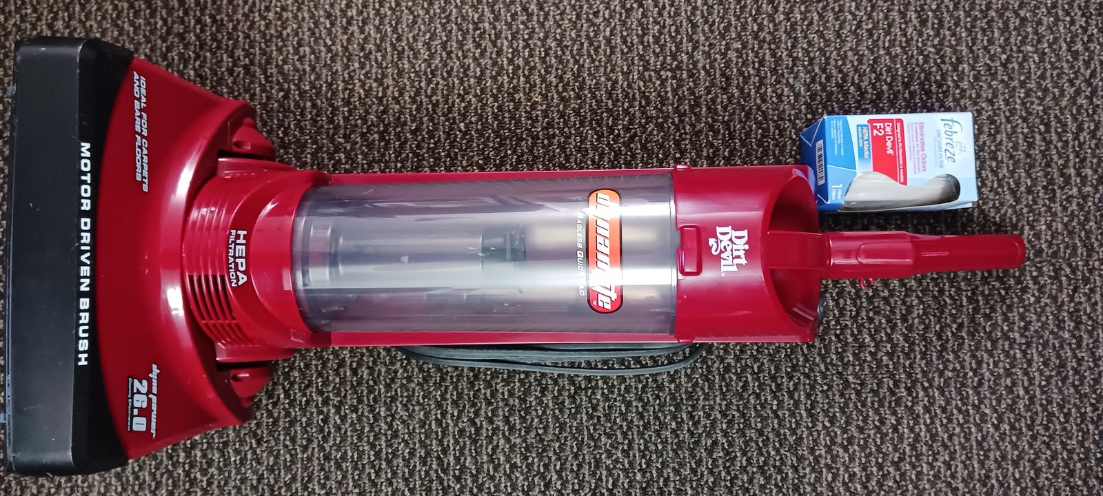 Dirt Devil Vacuum (Like new)