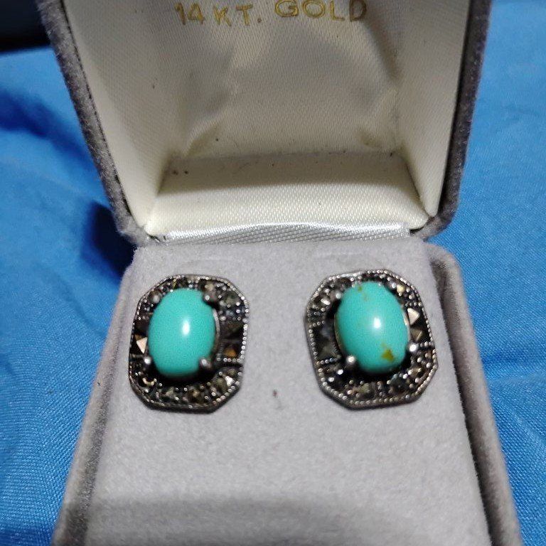 authentic old school Navajo jeweler Dan Oliver