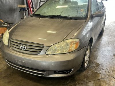 2004 TOYOTA COROLLA LE