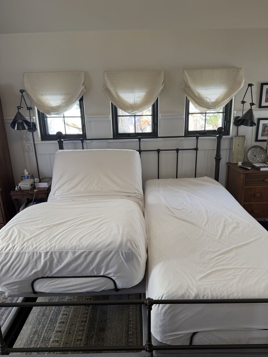 Adjustable California King 2 mattresses and frame
