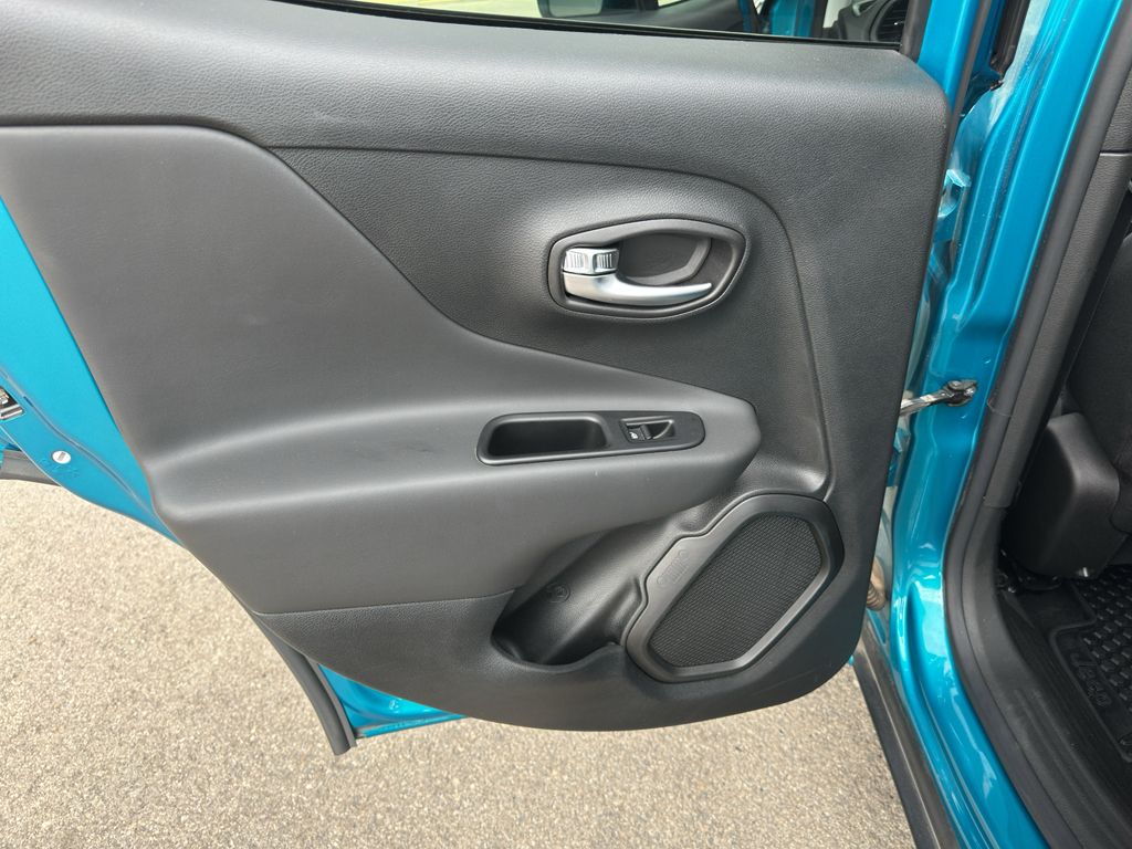 Main image 21