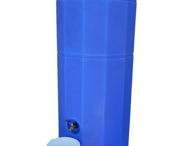 250 gallon water storage tanks