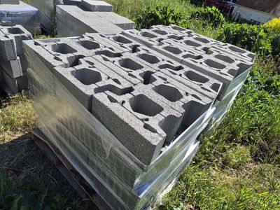 Retaining Wall Block (18 in. W x 12in. L x 8 in. H) - 80 pieces