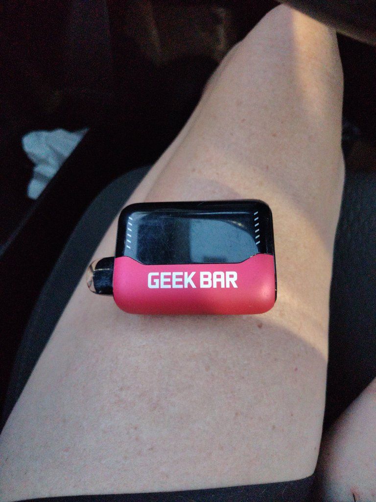 GEEK BAR Pulse 15000 Disposable Vape, Rechargeable, Pink