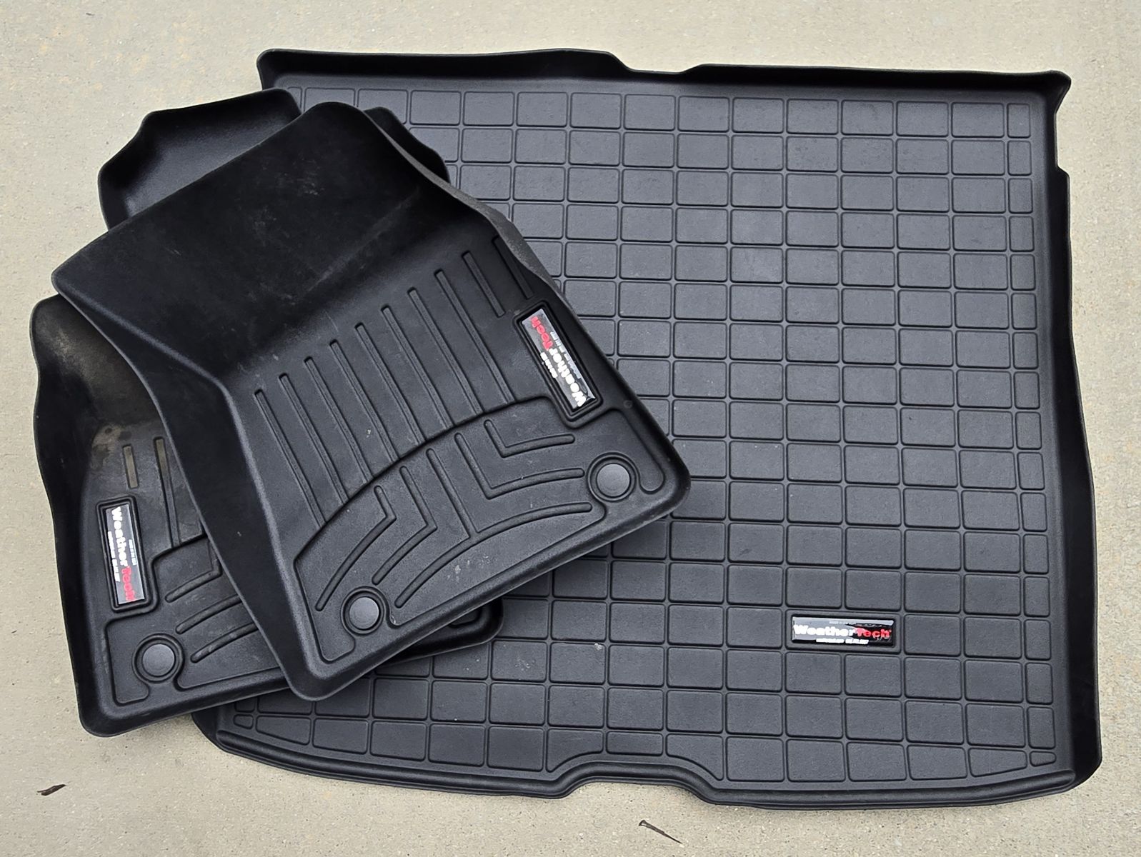 WeatherTech floor liners for 2022 Volvo XC40