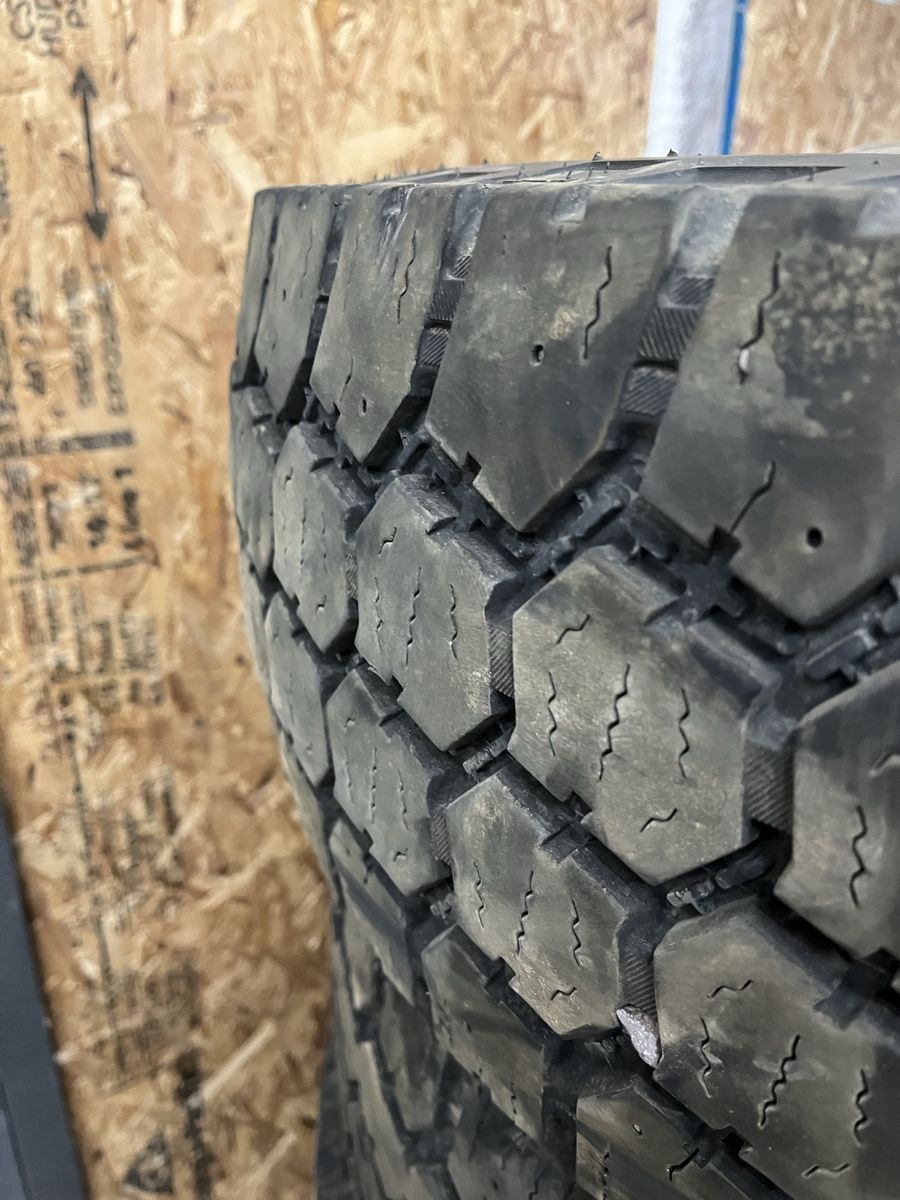 F-450 Alcoa wheels and Toyo tires