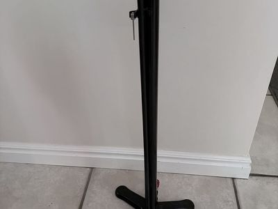 Lezyne Sport Floor Drive Bike Pump with Gauge - Black, Presta/Schrader Compatible