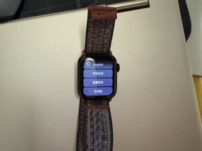 Apple Watch SE 2 (GPS + Cellular) 42mm Space Gray Aluminum with Sport Loop
