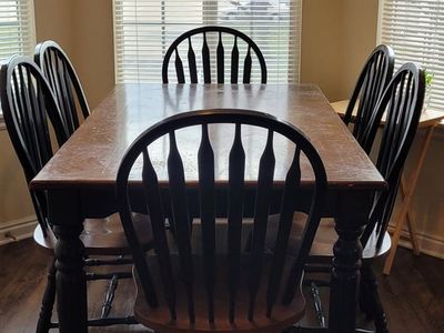 1 Dining Table + 6 Chairs