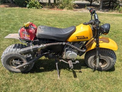 Fat tire motorcycle
