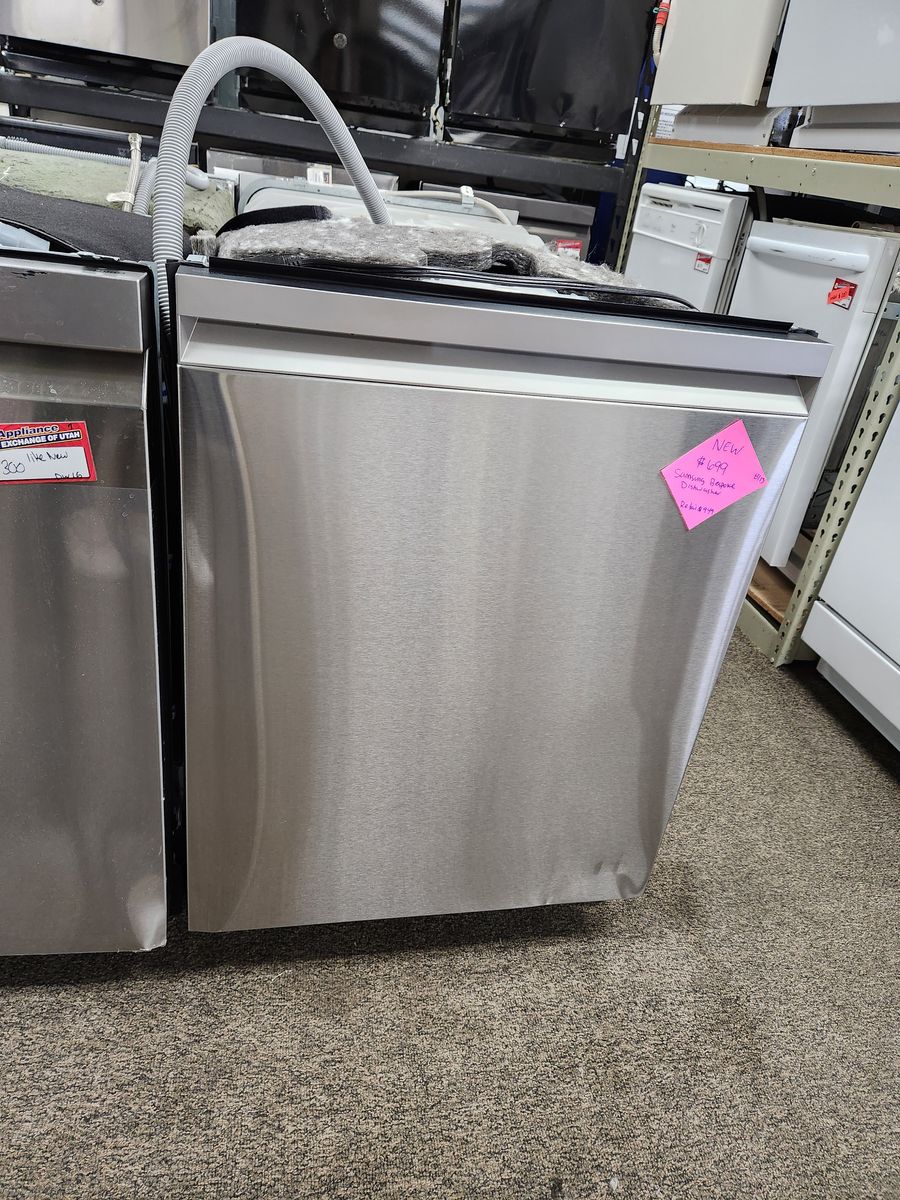 Samsung Bespoke Dishwasher Stainless Steel Built-In - Brand New