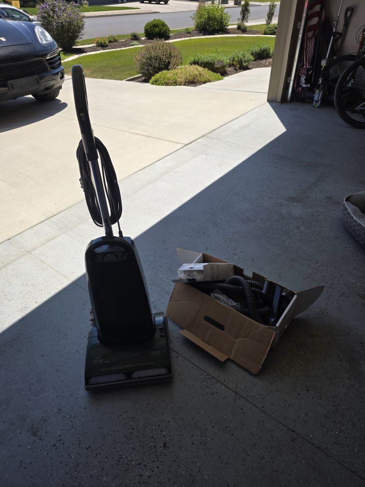 Riccar R25S Supralite Upright Vacuum Cleaner with HEPA Filter and Attachments