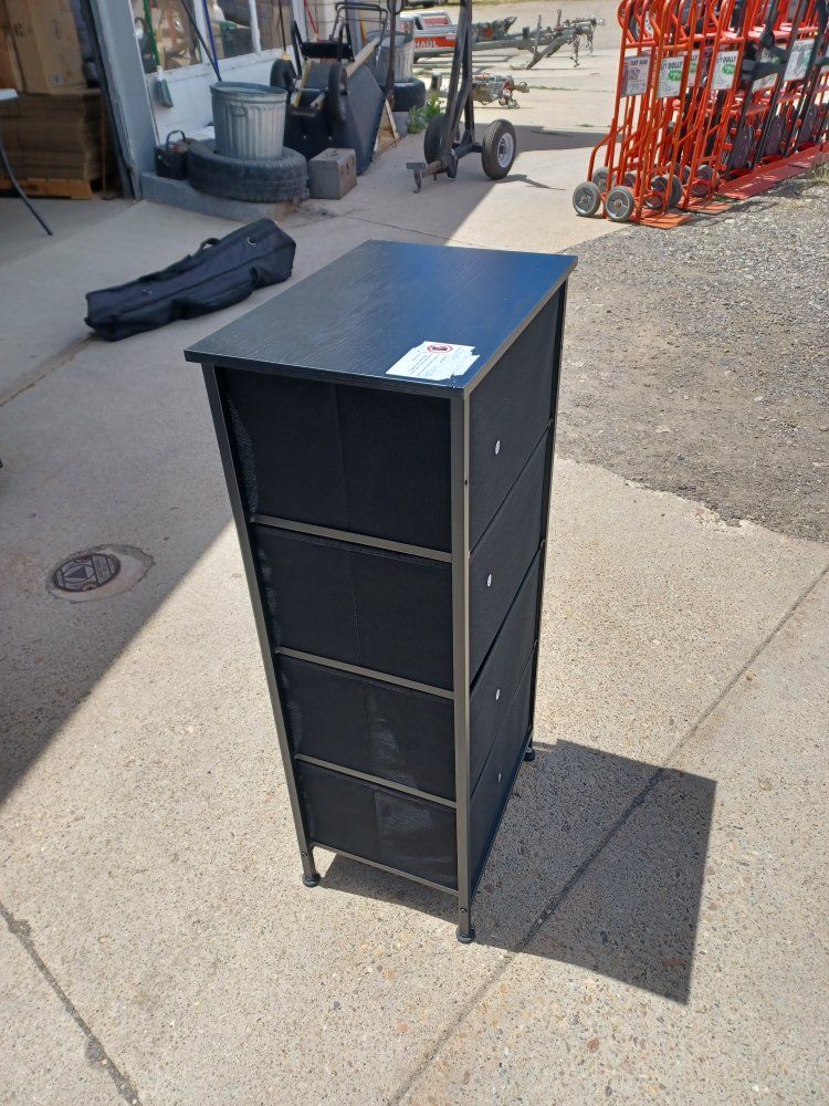 Main image 3