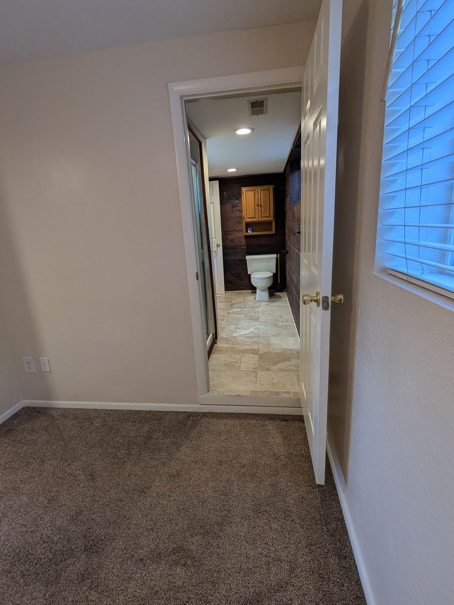Main image 19