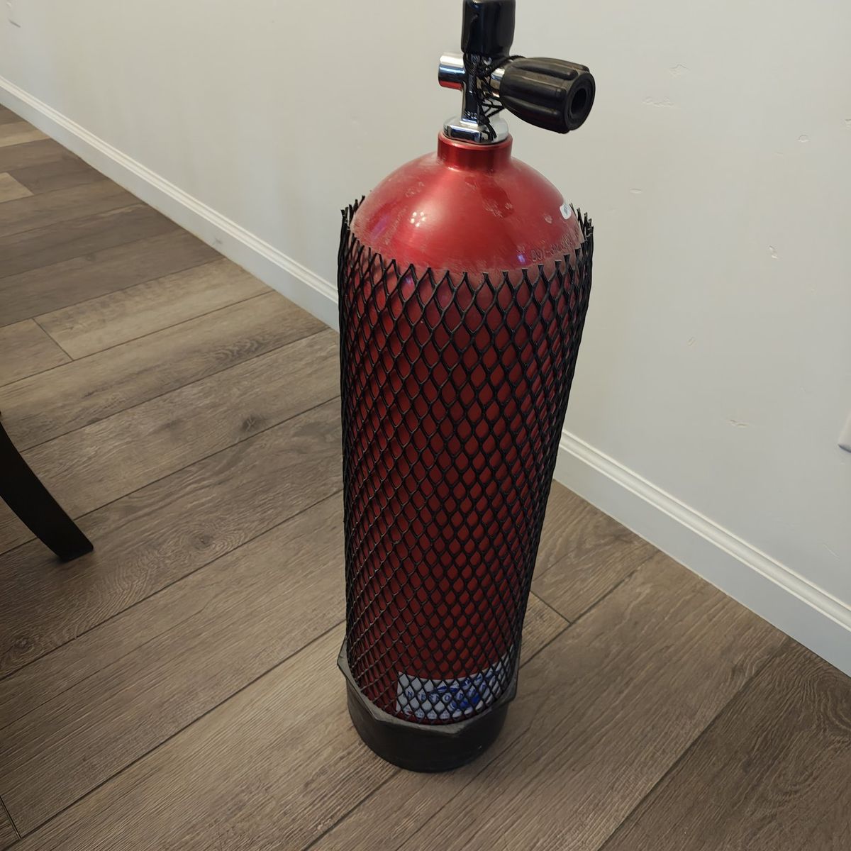 Aluminum Scuba Tank XS-80 3000 PSI w/ Yoke Valve