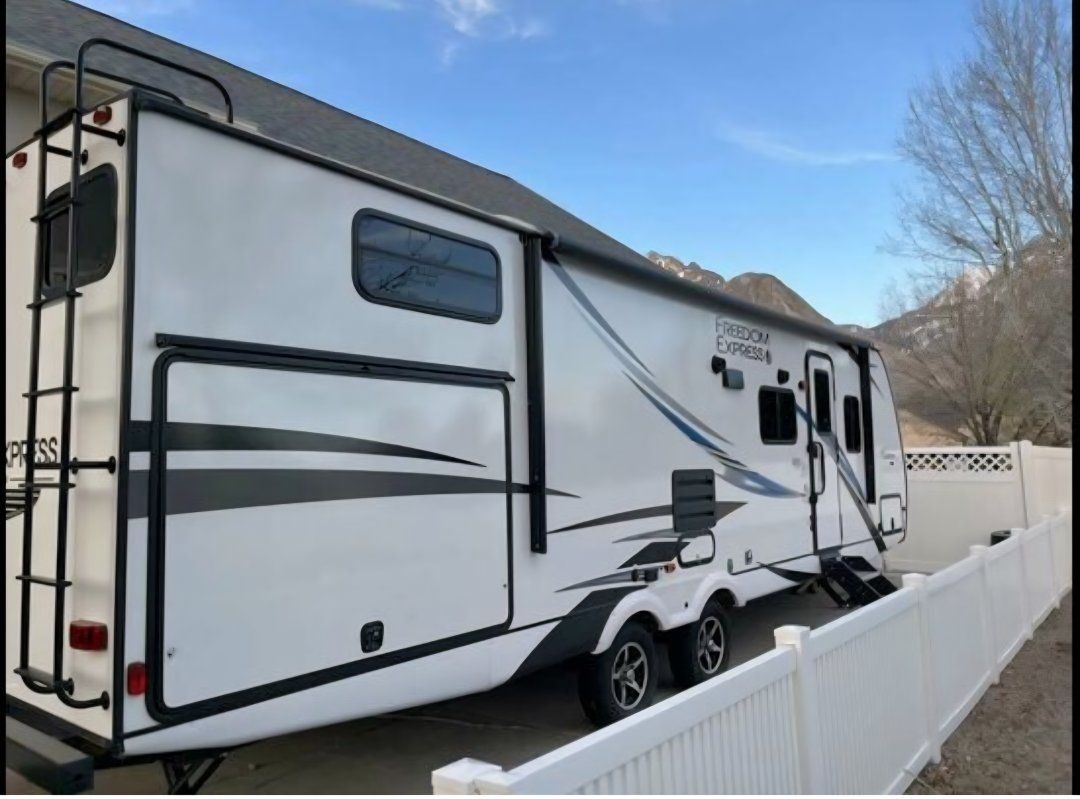 2021 Coachmen Freedom Express Liberty Edition