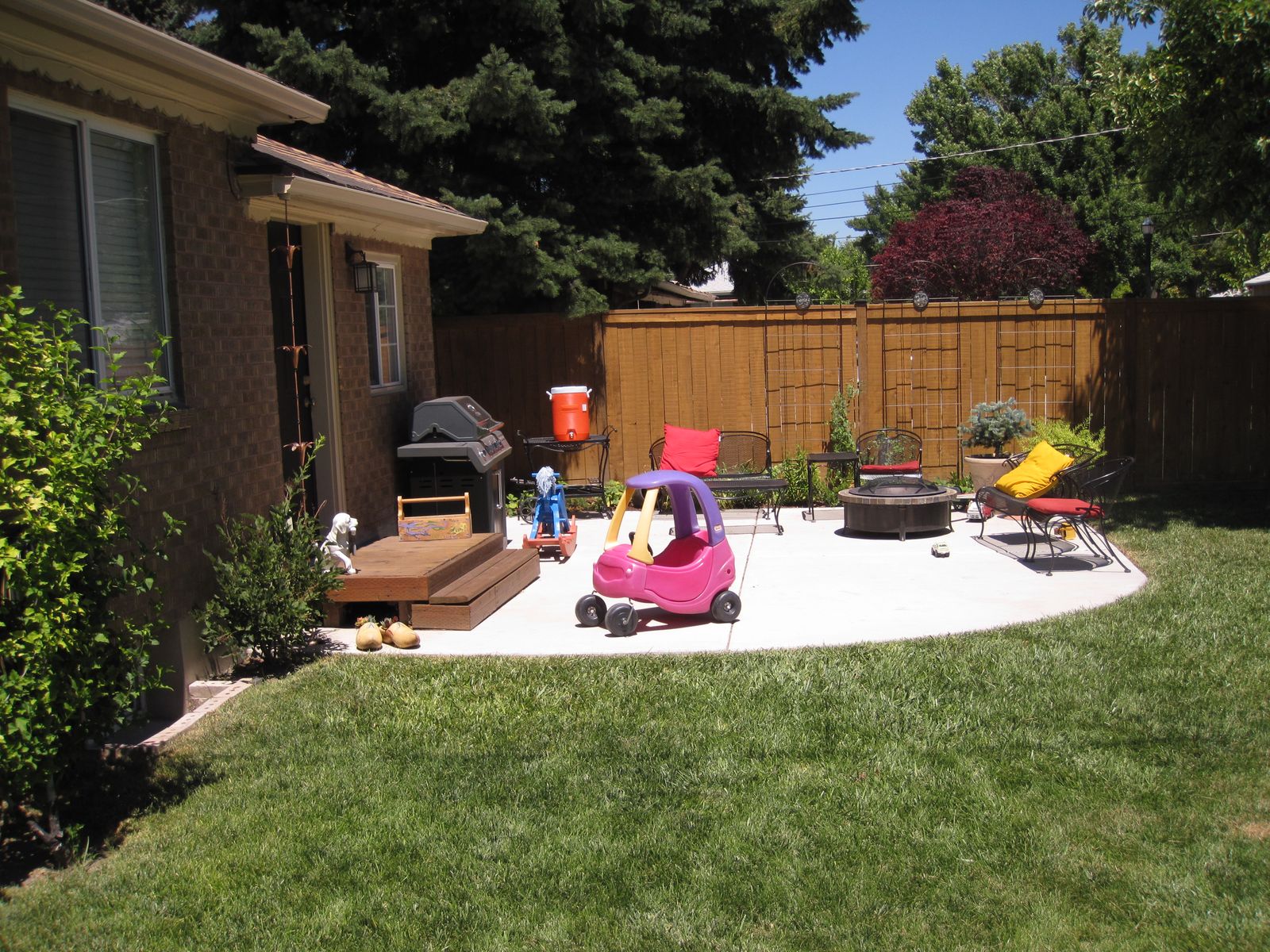 Mow, Trim, and Edge your landscape